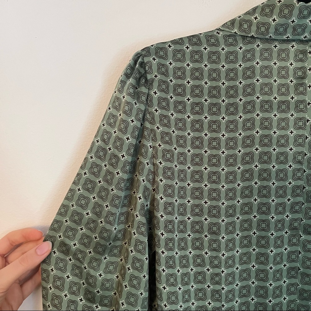 Ann Taylor Printed Button Down Polyester Blouse - image 5